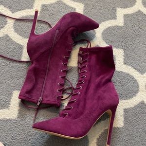 Steve madden NWT booties sz 8